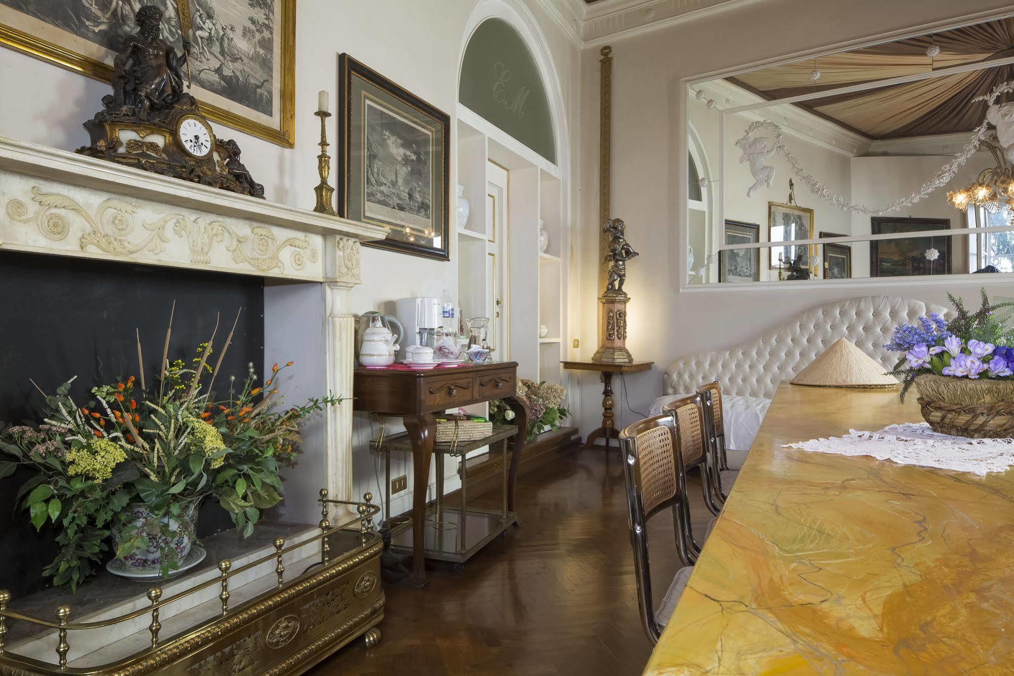La Dimora Dei Monaci Bed and breakfast Siena